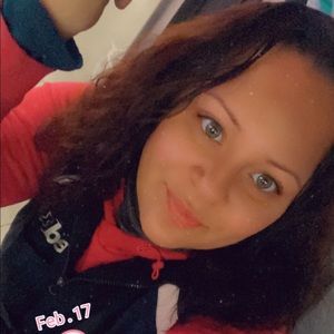 Meet your Posher, Tiffany